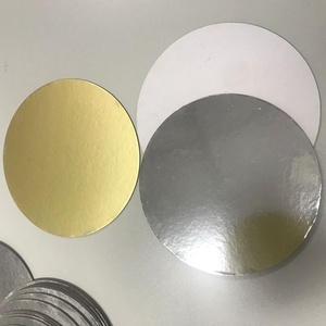 Plateaux à gâteau ronds en aluminium gaufré, qualité alimentaire, double épaisseur, en gros - Product Image 1