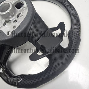 Nuevo Producto: Volante de Fibra de Carbono con Cuero Perforado para Modelos Audi A3 A4 A4L A5 A7L A8 Q5 Q7 B9 A6 R8 TT - Product Image 3