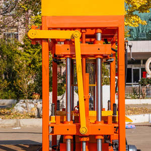 手动联锁摊铺机制砖机混凝土家用小型机QTJ4-30空心砌块成型机 - Product Image 4