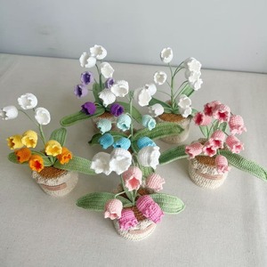 ดอกลิลลี่ออฟเดอะแวลเลย์ถักโครเชต์ด้วยมือจากเส้นด้ายคุณภาพเยี่ยม ตกแต่งกระถางต้นไม้ประดับโต๊ะทำงาน ดอกไม้ประดิษฐ์ในกระถางสำเร็จรูป - Product Image 2