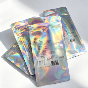 Bolsas Mylar Holográficas Personalizadas a Prueba de Olores para Gomitas y Dulces, Bolsas Stand Up de 3.5 con Impresión Personalizada - Product Image 3