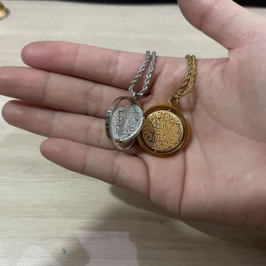 Allah Shahada Ayatul Kursi Eid caligrafía árabe islámica medallón joyería de moda collares de acero inoxidable impermeable mujeres - Product Image 3