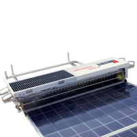 Robot Pembersih Panel Surya Otomatis Multifit MR-G2 untuk Modul PV 1950-2384mm Desain Pengisian Daya Sendiri