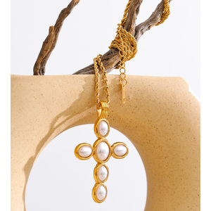 JINYOU 2172 Exquisito Collar con Colgante de Cruz de Perlas Simuladas, Collar de Cadena Delgada Trenzada de Acero Inoxidable - Product Image 3