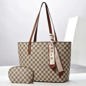 Nouveau Sac à Bandoulière Élégant et Polyvalent en PU Couleur Unie pour Femme, Grande Capacité, Sac Fourre-Tout Pratique pour le Commerce International - Product Image 1