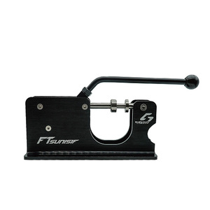 Outil universel simple pour le retrait des roulements des patins à roulettes, accessoires sportifs pour l'installation de skateboards et d'axes - Product Image 1