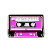 Produits tendance 2026 : Pin's mini cassette audio en métal avec logo personnalisé, émail souple ou dur
