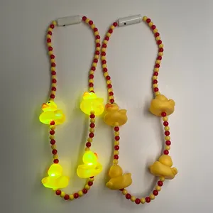 Personalizado 42 ''Amarillo LED Light-Up Goma Pato Encantos Collar de cuentas Collar intermitente promocional