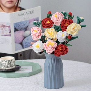 Flor de camelia personalizada tejida a mano, producto terminado, flor de vida eterna, flor de ganchillo, flor artificial, San Valentín - Product Image 3