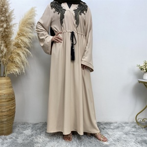 Vestido Popular para Mujer 6510, Material Nida Suave, Mangas Holgadas, Bordado de Flores en la Parte Delantera, Un Botón, Cinturón con Borlas Ocultas # - Product Image 6