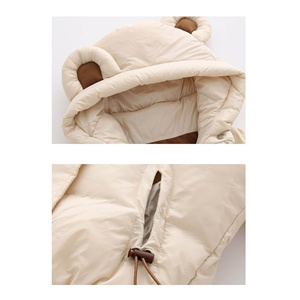Vente en gros Manteaux d'extérieur d'hiver pour enfants <span class=keywords><strong>Veste</strong></span> de rembourrage pour bébés garçons avec capuche en forme d'ours - Product Image 5
