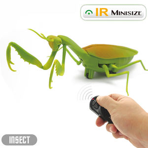 Simulación de plástico para niños, modelo de <span class=keywords><strong>Mantis</strong></span> religiosa Rc, coche de Animal electrónico realista, juguete de broma divertido, juguete de insectos con Control remoto infrarrojo - Product Image 2