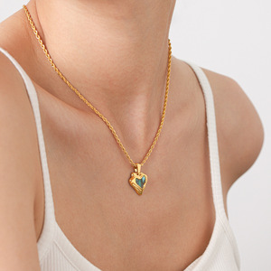 Collar de Lujo con Forma de Corazón de Concha Blanca de Abulón, con Micro Pavé de Circonita Cúbica, Amuleto Antideslustre, Joyería de Acero Inoxidable - Product Image 1