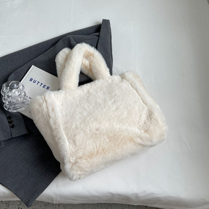 Women's Fluffy Teddy Shoulder <strong>Bags</strong> Wholesale Winter Plush Tote <strong>Bags</strong> Faux Fur Ladies Handbags - Product Image 4