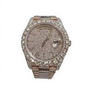 Montre de luxe personnalisée Hip Hop haut de gamme avec cadran en verre, acier inoxydable, moissanite VVS, résistante à l'eau 10 bars et design serti de pierres. - Product Image 1