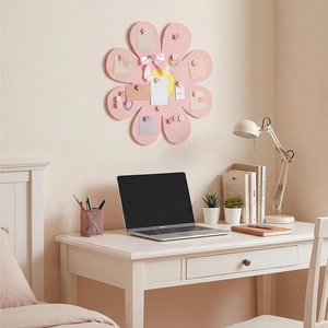 Tableau d'affichage <span class=keywords><strong>en</strong></span> feutre Rose Marguerite – Mignon panneau à épingles <span class=keywords><strong>pour</strong></span> la maison, le bureau ou la salle de classe, idéal <span class=keywords><strong>pour</strong></span> créer un tableau de vision inspirant ou un présentoir photo - Product Image 6