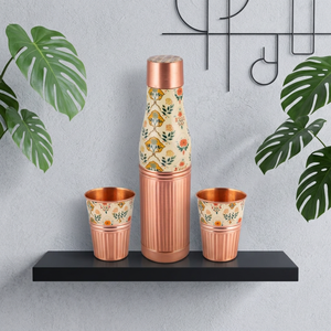 Juego de Botellas de Cobre de 900 ml, Mitad Martilladas, Mitad Meenakari, Combo de Botellas de Cobre Martilladas, Juego de Botellas de Cobre de 900 ml - Product Image 1
