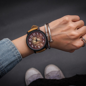 <span class=keywords><strong>Montre</strong></span> Quartz <span class=keywords><strong>Homme</strong></span> Tendance à Cadran Simple et Large, Personnalisée, pour Couples - Product Image 4