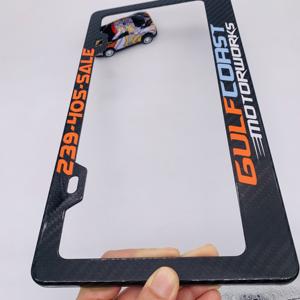 Logotipo personalizado Marco de matrícula de fibra de carbono real de lujo Tamaño estándar de EE. UU. - Product Image 6