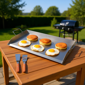 Plancha para asar Wevor de 32x17 pulgadas, de acero inoxidable, con asas de madera, para cocinas de gas e inducción. - Product Image 2