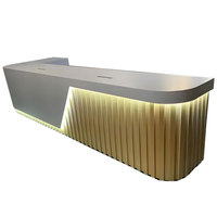 Bureau d'accueil élégant en laque blanche, comptoir moderne sur mesure pour bureau, salon de beauté, caisse, hôtel, hall, bar