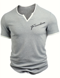 Camiseta de punto gofrado para hombre OEM&ODM personalizada, cuello en V con ribete en contraste, bordado, informal, con patrón de letras, ecológica - Product Image 2