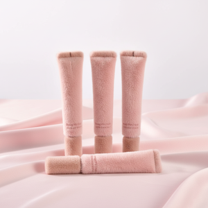 ลิปกลอสเนื้อครีมฟูฟ่อง สีนู้ด ติดทนนาน บำรุงริมฝีปาก พร้อมหัวแปรงโลหะ (Private Label) - Product Image 3