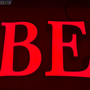 Tùy chỉnh-hình 3D <span class=keywords><strong>frontlit</strong></span> <span class=keywords><strong>LED</strong></span> thiết kế mỹ phẩm dấu hiệu điện tử ngoài trời cửa hàng Acrylic kim loại thư cho trang trí - Product Image 5