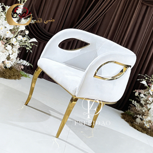 Sillas de comedor con estructura de metal dorado real de terciopelo blanco para salón de ceremonias - Product Image 2