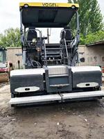 Nouveau finisseur d'asphalte entièrement hydraulique importé d'Allemagne, 3L, avec moteur de pompe, largeur 3-6m, épaisseur 400mm, pour la construction routière