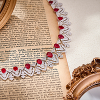 Collier ras-du-cou plaqué or anti-oxydation de haute qualité, design élégant, avec chaîne pour robe de soirée ornée de pierres précieuses rouges et blanches, nouveauté pour femme, best-seller