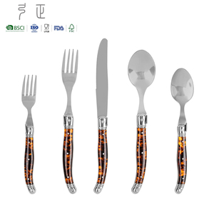 Ensemble <span class=keywords><strong>de</strong></span> couteau à steak, fourchette et cuillère <span class=keywords><strong>Laguiole</strong></span>, <span class=keywords><strong>couverts</strong></span> artisanaux français avec manche ergonomique riveté, argenterie - Product Image 1
