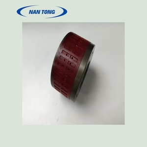 Rueda de succión Nantong Mbo, pieza de la máquina plegadora, rueda transportadora de aire roja para impresora Deburg - Product Image 3