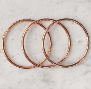 Ensemble de bracelets en résine écologiques minimalistes - Product Image 2