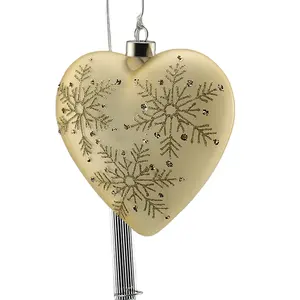 Ornamento artigianale di natale dipinto a mano pallina in vetro a forma di cuore in oro a Led con fiocchi di neve Glitter per decorazioni natalizie appese