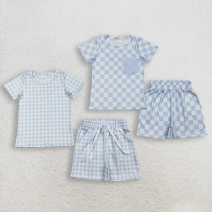 Ensemble de vêtements pour bébés filles, tunique sans manches avec boutons à fleurs, short à volants rose - Product Image 2