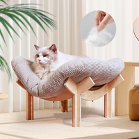 SUREWALHOME Lit hamac surélevé pour chat en bois, avec un lit moelleux et chaud, meuble pour chat en bois compatible avec un tapis à gratter pour chat