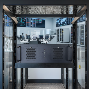 핵심 지휘 및 통제를 위한 충격 방지 IP 등급 설계의 4U 폼팩터, 함교 및 군용 차량 탑재용 랙 - Product Image 5