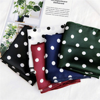 Nouveau printemps mode à pois concepteur 50cm Satin soie cheveux écharpe élégante dames impression personnalisée soie cou écharpe tête