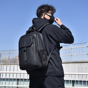 Sac à dos grande capacité pour homme avec doublure en TPU, nouveau style transfrontalier pour étudiants, idéal pour les activités de plein air, les affaires et les loisirs estivaux - Product Image 1