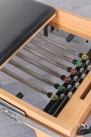 Appareil de Pilates Reformer pour Femmes, Reformer Pilates en Bois pour Corps Équilibré, Reformer Pilates Professionnel