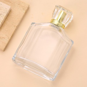 ขวดน้ำหอมแก้วใสขนาด 100 มล. คอขวดแบบ Crimp  ความจุมาก หัวฉีดพ่นละอองละเอียด ขวดเติมได้สำหรับเครื่องสำอาง - Product Image 3