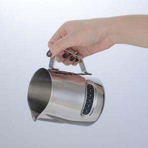 Brocca per Montare il Latte di Alta Qualità da 20oz (600ml) con Display della Temperatura per <span class=keywords><strong>Espresso</strong></span> e Caffè - Product Image 6