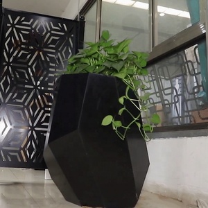 <span class=keywords><strong>Pot</strong></span> de fleurs polygonal en découpe laser pour jardin, vente en gros, pots et jardinières décoratifs polygonal pour jardin extérieur - Product Image 2