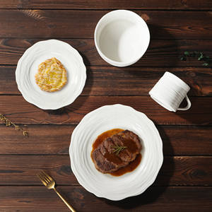 Service de table moderne en porcelaine blanche de style européen <span class=keywords><strong>italien</strong></span>, vaisselle en céramique minimaliste pour hôtel et restaurant - Product Image 3