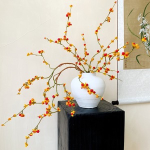 Composition de fruits artificiels Celastrus Orbiculata de Qingyu Chronicle pour les décorations de la maison du Nouvel An chinois - Product Image 3