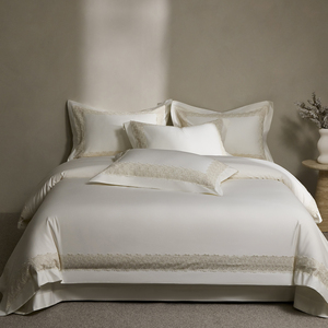 Parure <span class=keywords><strong>de</strong></span> <span class=keywords><strong>lit</strong></span> 4 pièces, large, style européen, avec bordure en dentelle florale ajourée, housse <span class=keywords><strong>de</strong></span> couette soyeuse et rafraîchissante, pour lits Queen et King, luxe, pour mariages et hôtels - Product Image 3