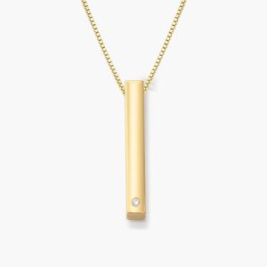 <span class=keywords><strong>Collana</strong></span> <span class=keywords><strong>con</strong></span> Ciondolo a Barra Verticale Personalizzata <span class=keywords><strong>con</strong></span> <span class=keywords><strong>Nome</strong></span> Inciso su 4 Lati, Zirconia Cubica Creata in Laboratorio - Product Image 4