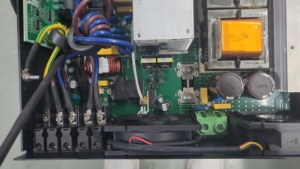 Duy nhất giai đoạn 6000 Wát lai năng lượng mặt trời biến tần 3KW 12KW UPS xe biến tần kép AC 48VDC Tấm Pin Mặt Trời cạnh tranh 48V 5KW 10KW giá - Product Image 6