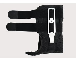 Attelle de poignet réglable pour le soutien et la protection des mouvements de la main - Product Image 6